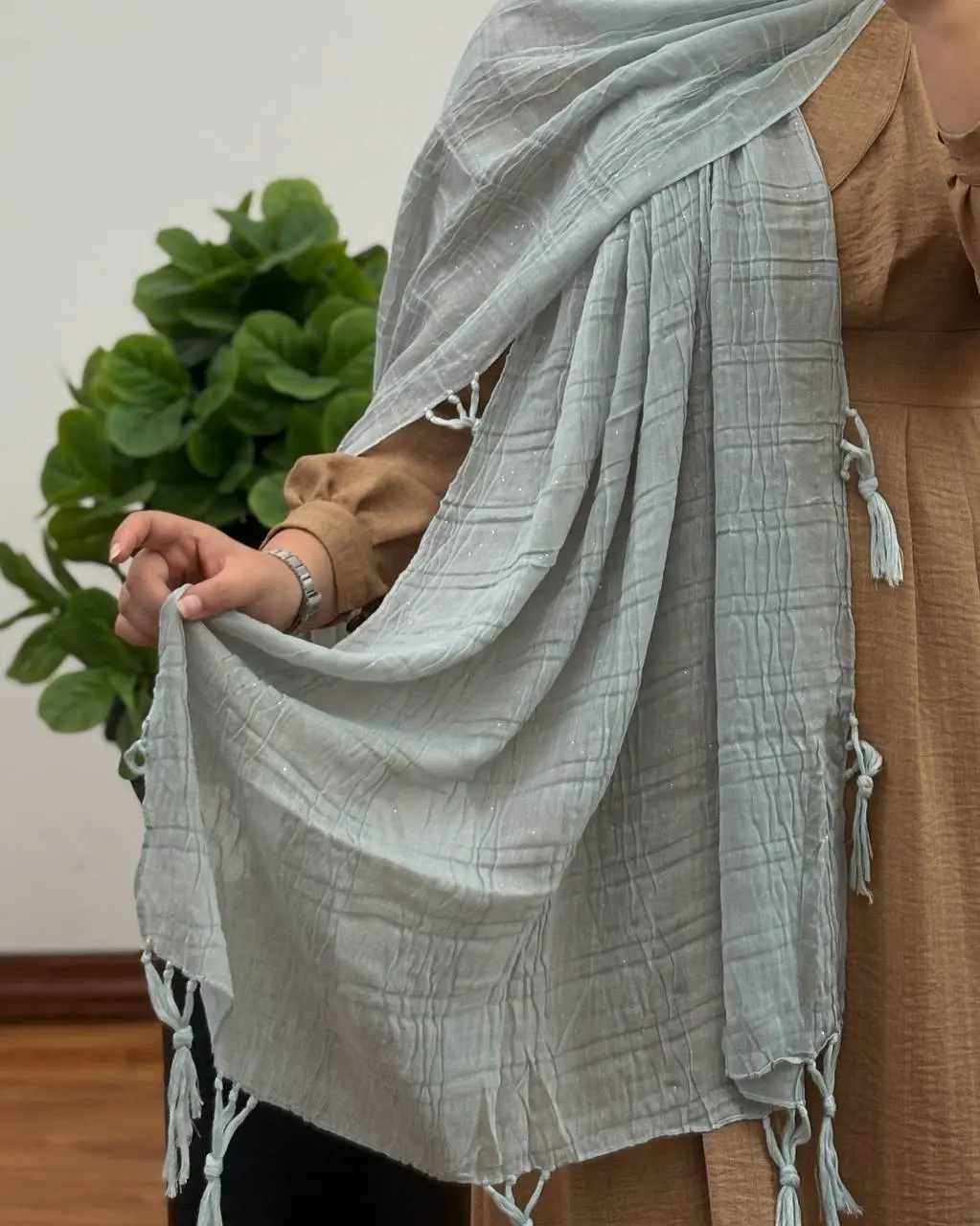 شال ریشه بلند اکلیلی